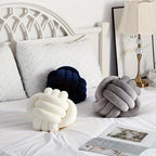 The Knot Pillow