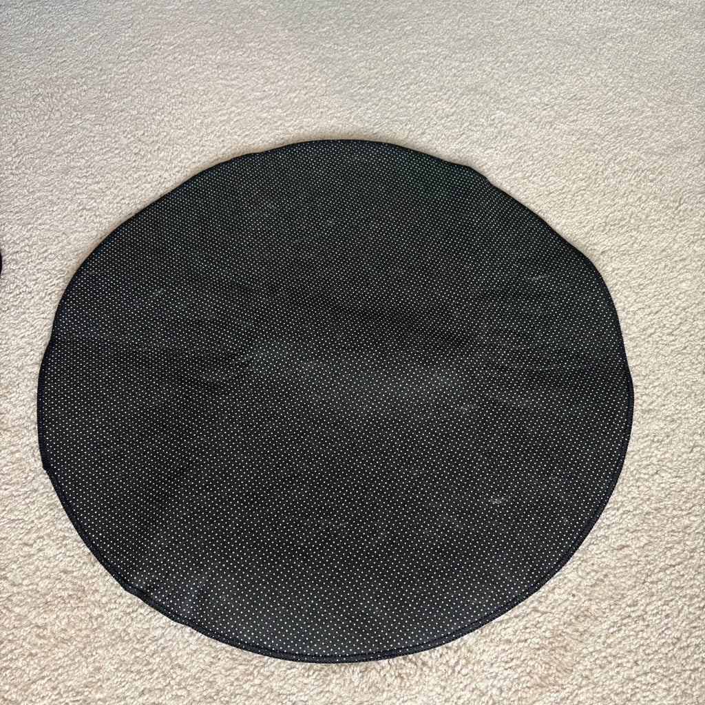 8-Ball rug
